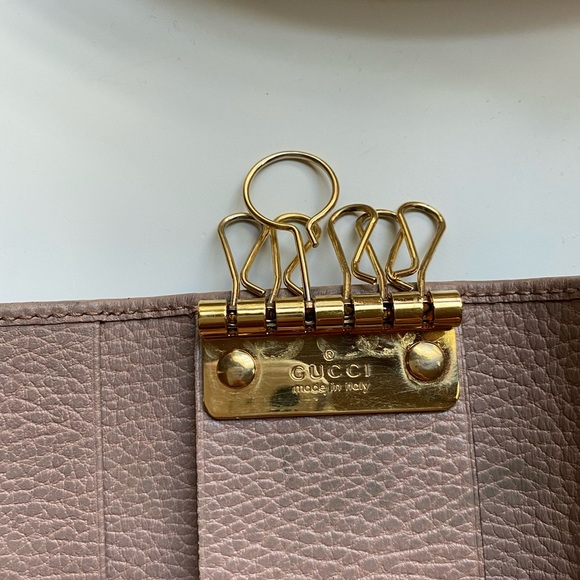 Gucci Key Holder - Picture 6 of 16